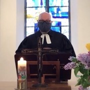 Pfarrer Martin Dubberke mit Mund-Nasen-Bedeckung